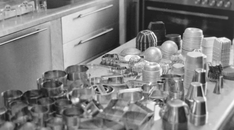 What Are the Types of Stainless Steel and How Do They Differ in Composition