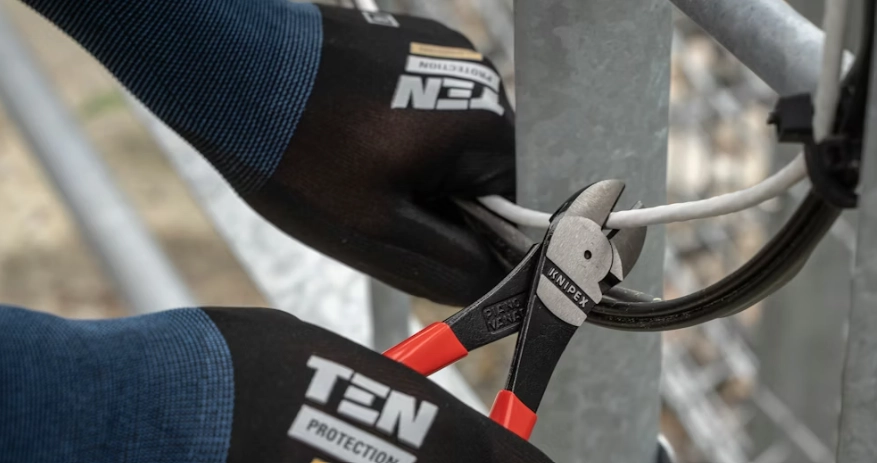How Are Lineman Pliers Used in Precision Electrical Applications