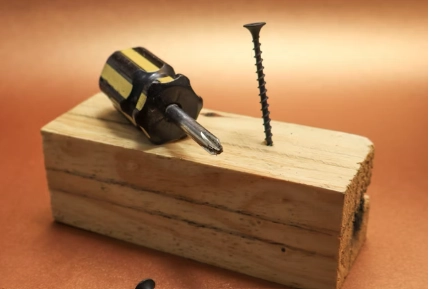 What Makes Each Screwdriver Head Type Unique in Industrial Applications