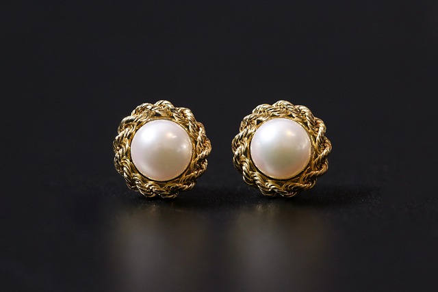 hypoallergenic stud earrings