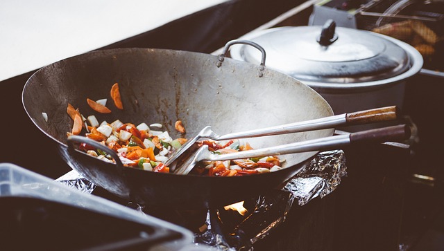enameled cast iron pan