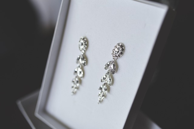 stud earrings