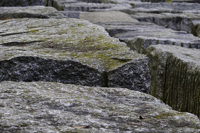 granite cutter
