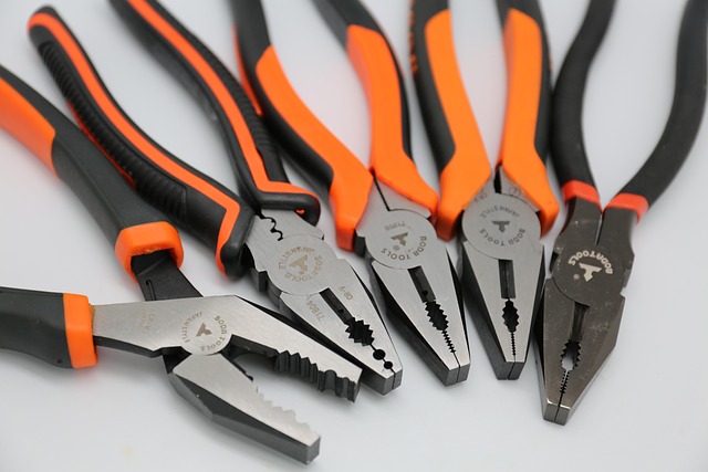 diagonal pliers