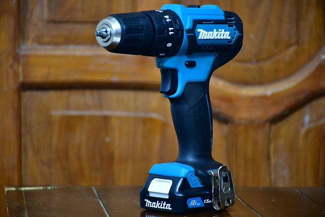 cordless bandsaw