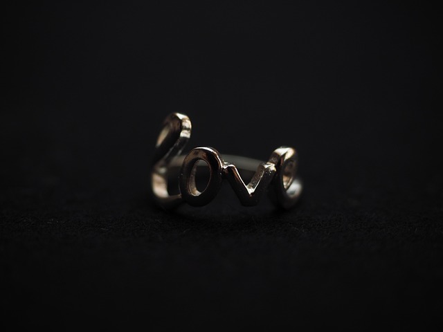 silver nose ring