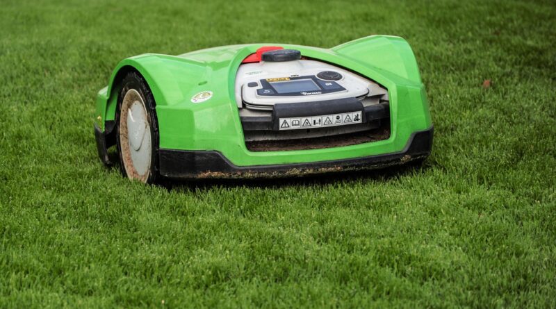 lawn mower, nature, lawn, robotic lawnmower, green, mow, robot, automatically, service robot, lawn robot, autonomous, grass, smart home, smart garden, vehicle, garden, green area, maintenance, maintained, rich green, tools, work easier, electric, ornamental lawn, english lawn, perfect, powerful, at work, technology, to cut, gardening, tool