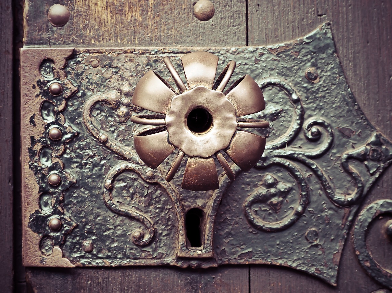 door handle, door, handle, old, door lock, metal, old door, fitting, door fitting, church, lock, door handle, door handle, door, door, door lock, door lock, lock, lock, lock, lock, lock