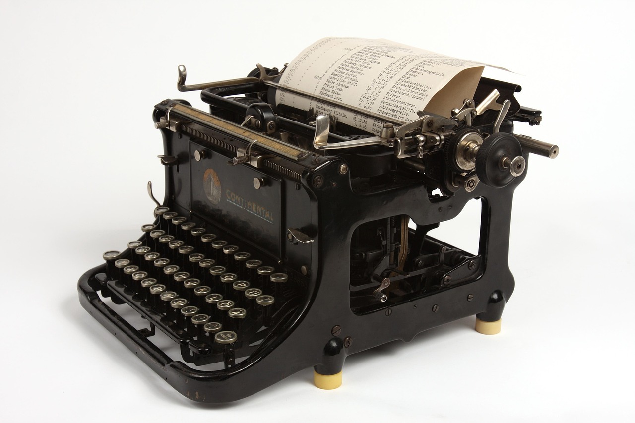 black, typewriter, old, retro, vintage, antique, type, machine, metal, writer, keyboard, office, key, obsolete, writing, equipment, typewriter, typewriter, typewriter, typewriter, typewriter