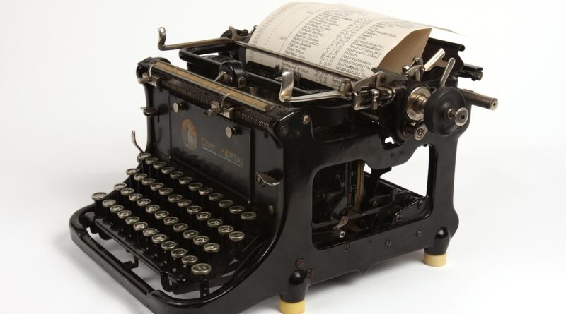 black, typewriter, old, retro, vintage, antique, type, machine, metal, writer, keyboard, office, key, obsolete, writing, equipment, typewriter, typewriter, typewriter, typewriter, typewriter