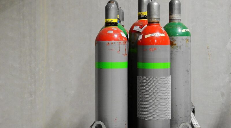 gas, welding, welder, protective gas, autogen, mig, inert gas welding, pressure, pressure reducer, pressure regulator, danger, dangerous, bottle, gas bottle, craft, handyman, building, industry, gas, welding, welding, welding, welding, welding, welder, gas bottle, gas bottle