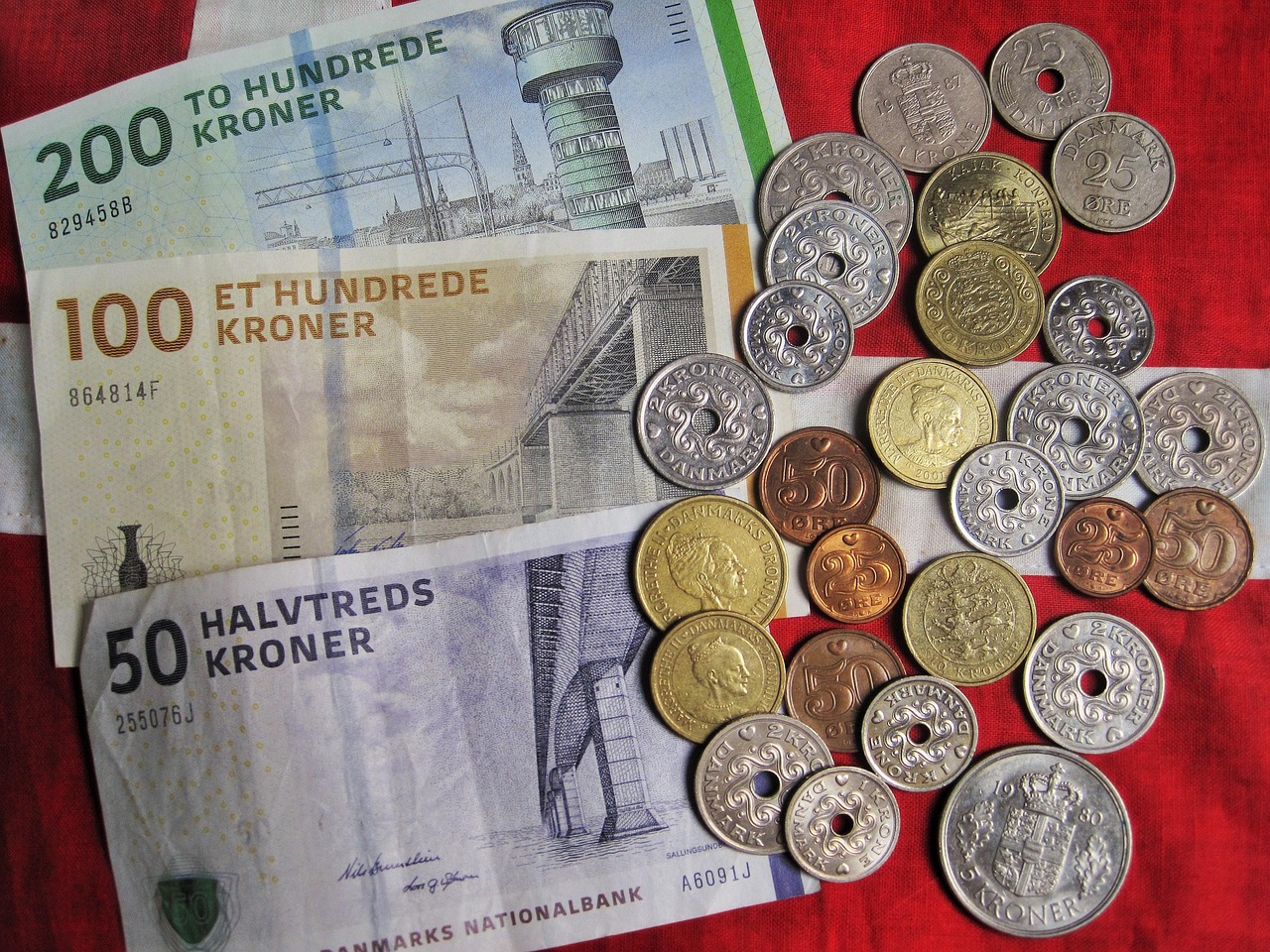 danish currency, danish crones, danish coins, danish notes, danish banknotes, danish money, seem, coins, money, currency, banknotes, hard money, typical danish coins, crowns, crowns and ores, ore, denmark, scandinavia, loose change, cash, metal, coin money, metal money, unique, collector coins, pretty, original, six different coin values, crown coins, coins with hole, old and new danish coins, danish currency, danish money, danish money, danish money, danish money, danish money, denmark