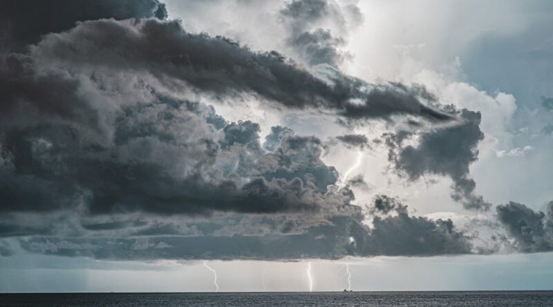 sea, lightning, thundercloud, dark clouds, nature, thunder, rainstorm, dark night, natural, taiwan