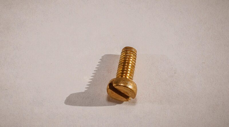 screw, brass, metal