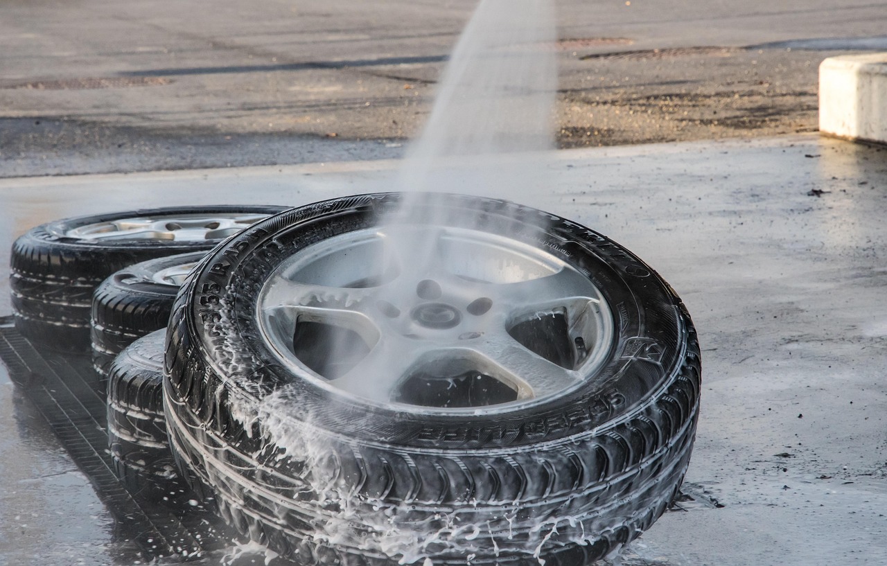 tire, to wash, lance wash, automobile, tyres, car, nature, rim, tire service, car wallpapers, clean, foam, high-pressure cleaner, to clean, frothy, water, wet